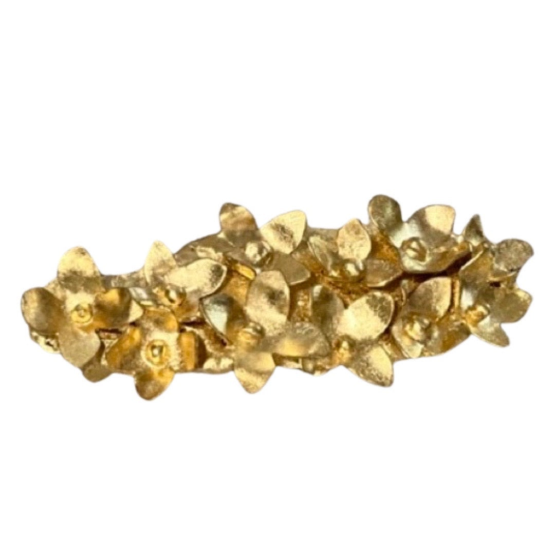 HAIR BARRETTE, COMBS, OR CLIPS